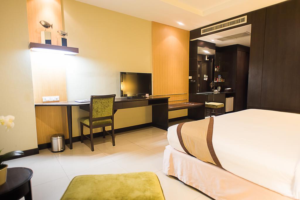 Intimate Hotel Pattaya - Sha Extra Plus Dış mekan fotoğraf